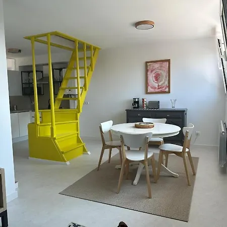 Design With Garage *