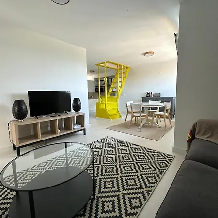 아파트 Design With Garage *