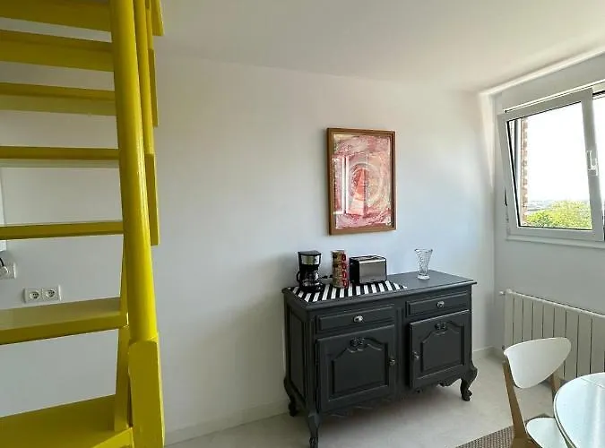 Design With Garage Daire *