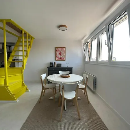 Appartement Design With Garage Santander